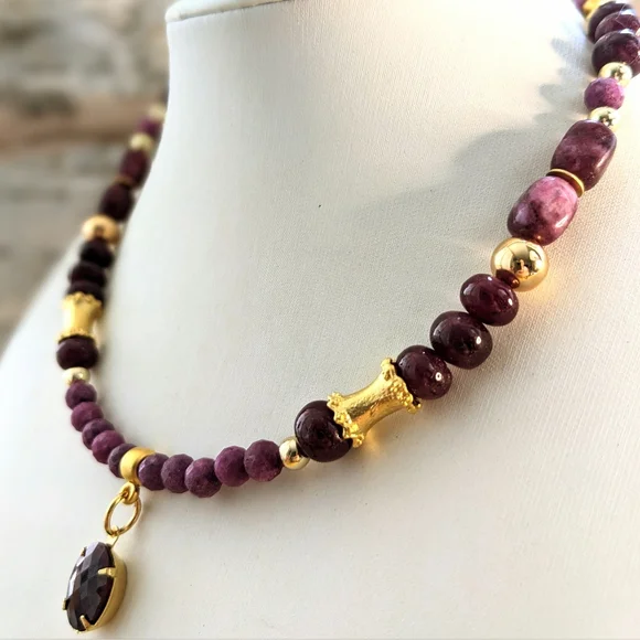 Natural Red Ruby Bead & Pendant With Red Jade Necklace In Gold Plated